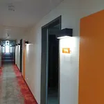 アパートホテル Motel Plus Schoenefeld 3*