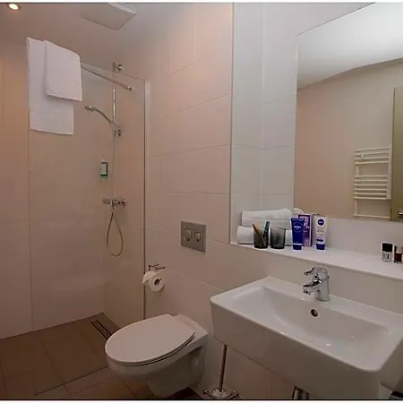 Motel Plus Schoenefeld Апарт-отель 3*