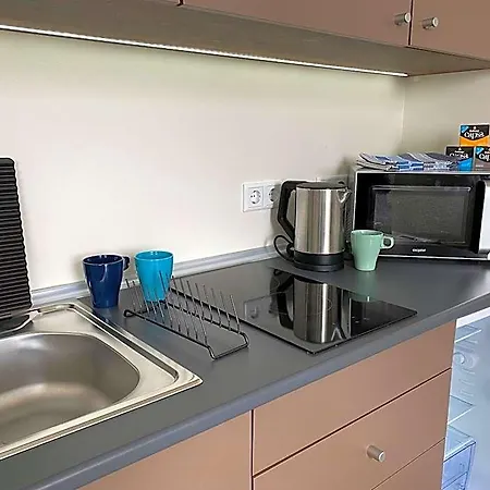 Motel Plus Schoenefeld Апарт-отель Шёнефельд