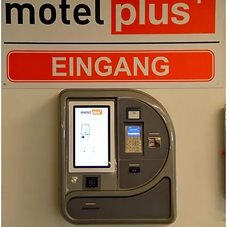 Апарт-отель Motel Plus Schoenefeld Шёнефельд