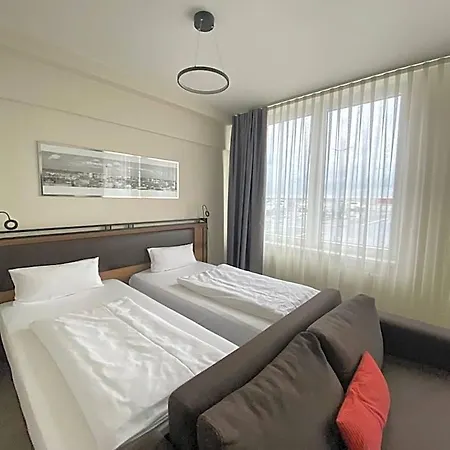 Апарт-отель Motel Plus Schoenefeld