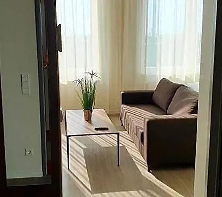Motel Plus Schoenefeld Шёнефельд
